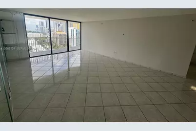 210 174th St #2110, Sunny Isles Beach, FL 33160 - Photo 11