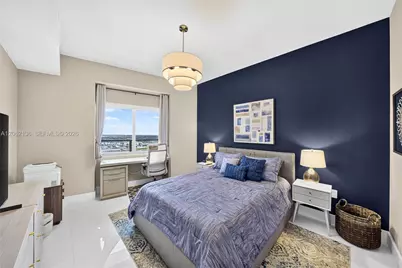 1100 Biscayne Blvd #5502, Miami, FL 33132 - Photo 35