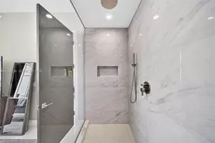 1100 Biscayne Blvd, Miami, FL 33132 - Photo 33