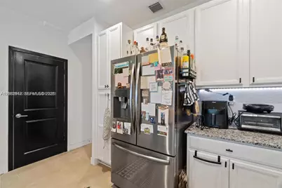 10934 SW 235th St, Homestead, FL 33032 - Photo 7