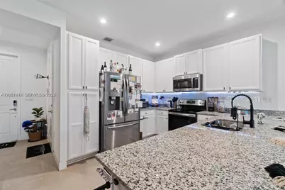10934 SW 235th St, Homestead, FL 33032 - Photo 5