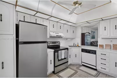 2551 Aragon Blvd #404, Sunrise, FL 33322 - Photo 7