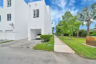 6310 NW 103rd Pl, Doral, FL 33178 - Photo 41