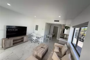 944 Jefferson Ave, Miami Beach, FL 33139 - Photo 3