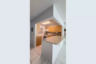 120 Royal Palm Rd #111, Hialeah Gardens, FL 33016 - Photo 3