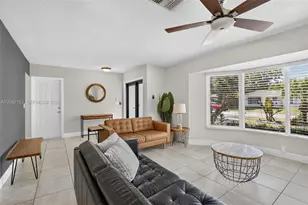5602 SW 1st St, Plantation, FL 33317 - Photo 3