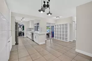 5602 SW 1st St, Plantation, FL 33317 - Photo 13