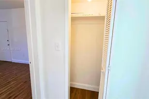 660 84th St, Miami Beach, FL 33141 - Photo 13