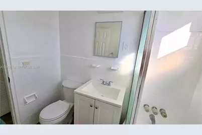 660 84th St #39, Miami Beach, FL 33141 - Photo 9