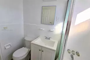 660 84th St, Miami Beach, FL 33141 - Photo 9