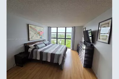 200 Leslie Dr #1029, Hallandale Beach, FL 33009 - Photo 9