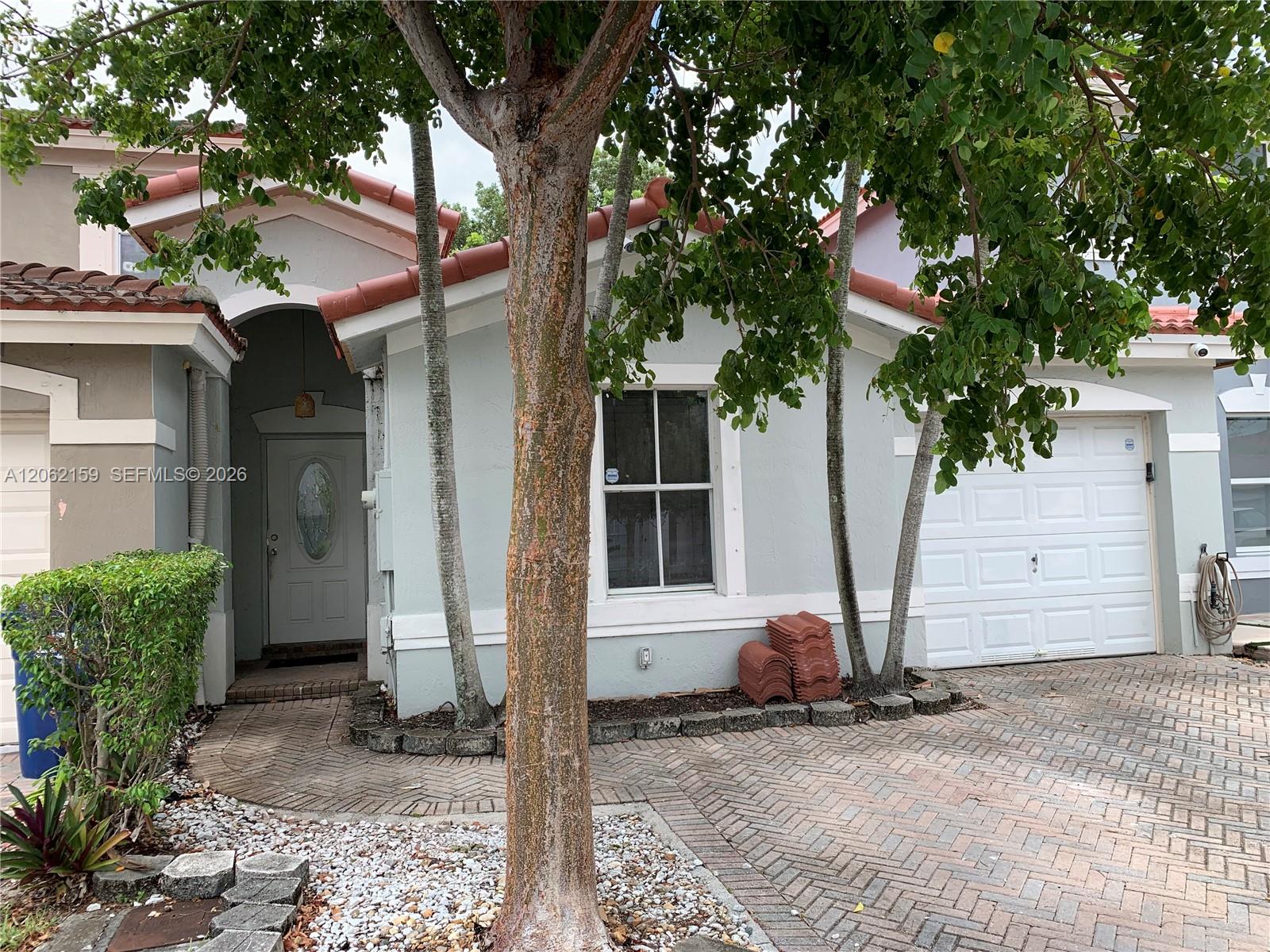 4805 SW 163rd Pl #0 - 4805 SW 163rd Pl #0, Miami, FL 33185 Luxury Property | Jose Angel Pina
