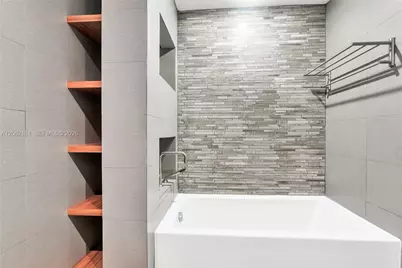776 NE 74th St, Miami, FL 33138 - Photo 21