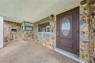 820 NW 38th Ave, Lauderhill, FL 33311 - Photo 3