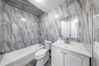 820 NW 38th Ave, Lauderhill, FL 33311 - Photo 15