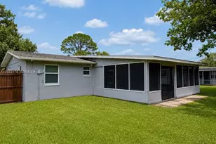 800 Mary St, Daytona, FL 32132 - Photo 9