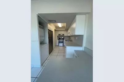 1350 SW 122nd Ave #212, Miami, FL 33184 - Photo 9