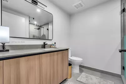 [Address not provided], Miami, FL 33132 - Photo 11