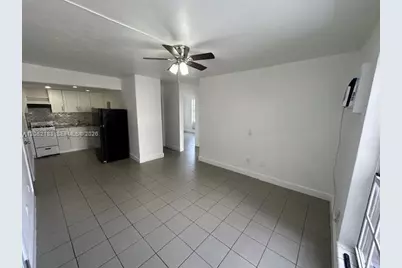 1400 S Douglas Rd #11, Coral Gables, FL 33134 - Photo 9