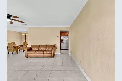 1065 NW 68th Ter, Margate, FL 33063 - Photo 11