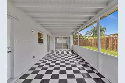 1065 NW 68th Ter, Margate, FL 33063 - Photo 35
