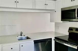 1186 Coral Club Dr, Coral Springs, FL 33071 - Photo 11