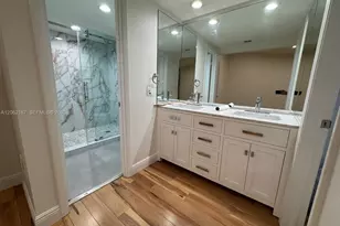 7849 SW 106th Cir, Miami, FL 33173 - Photo 9