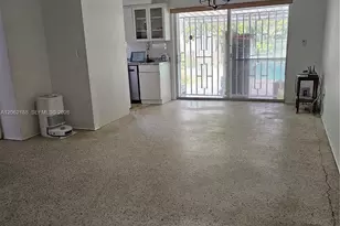 648 E 28th St, Hialeah, FL 33013 - Photo 13