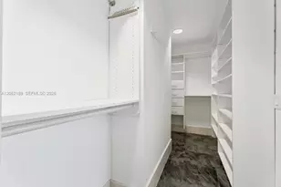 1402 Brickell Bay Dr, Miami, FL 33131 - Photo 17