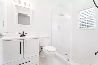 1402 Brickell Bay Dr #1601, Miami, FL 33131 - Photo 27