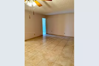 8111 NW 92nd Ave, Tamarac, FL 33321 - Photo 3