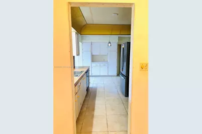 8111 NW 92nd Ave, Tamarac, FL 33321 - Photo 5