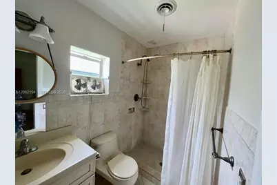 810 NW 8th Ave, Dania Beach, FL 33004 - Photo 9
