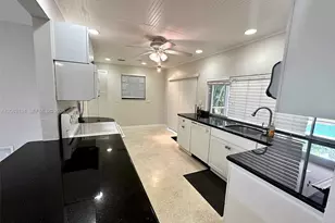 810 NW 8th Ave, Dania Beach, FL 33004 - Photo 9