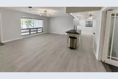 810 NW 8th Ave, Dania Beach, FL 33004 - Photo 7