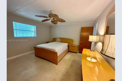810 NW 8th Ave, Dania Beach, FL 33004 - Photo 11