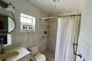 810 NW 8th Ave, Dania Beach, FL 33004 - Photo 13