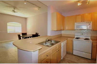 6001 SW 70th St #117, South Miami, FL 33143 - Photo 1