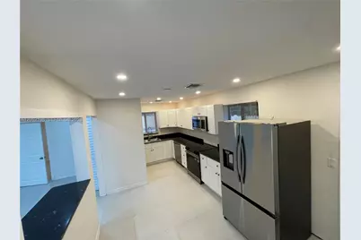 2514 NW 4th St, Pompano Beach, FL 33069 - Photo 7