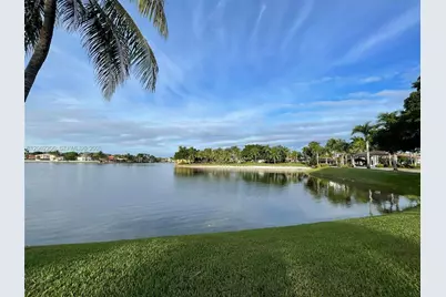 10770 NW 66th St #412, Doral, FL 33178 - Photo 35