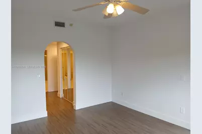 10770 NW 66th St #412, Doral, FL 33178 - Photo 17