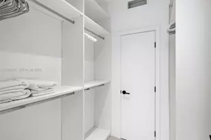 1030 15th St, Miami Beach, FL 33139 - Photo 13