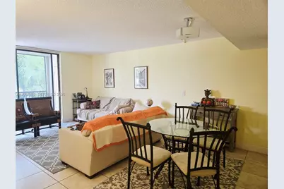 8065 SW 107th Ave #301, Miami, FL 33173 - Photo 7