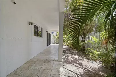 21221 NE 3rd Ct, Miami, FL 33179 - Photo 31