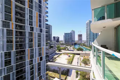 41 SE 5th St #906, Miami, FL 33131 - Photo 23