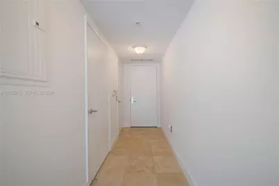41 SE 5th St #906, Miami, FL 33131 - Photo 7