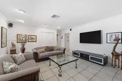 8530 SW 81st Ln, Miami, FL 33143 - Photo 21
