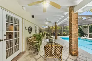 8530 SW 81st Ln, Miami, FL 33143 - Photo 11