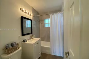 1120 SW 15th Terrace, Fort Lauderdale, FL 33312 - Photo 7