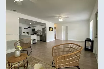 1120 SW 15th Ter, Fort Lauderdale, FL 33312 - Photo 11